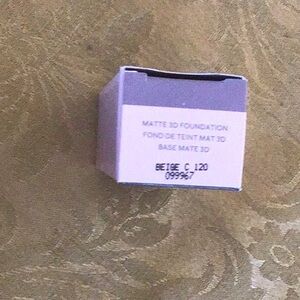 Mary Kay matte foundation beige c 120